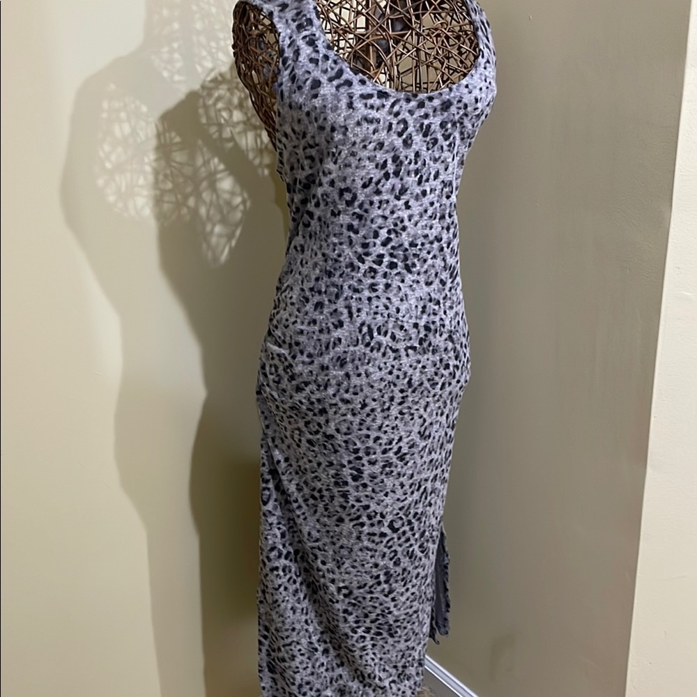 Old Navy Gray Leopard Print Maxi Dress